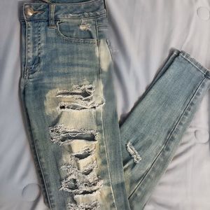 American Eagle Super Stretch Ripped HiRise Jegging